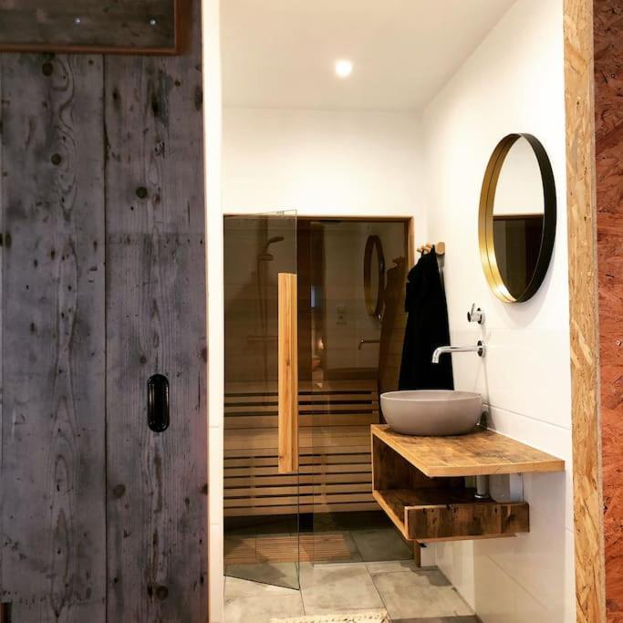 Luxurious Appartement With Sauna And Kitchen In Center Of 도르드레흐트 외부 사진